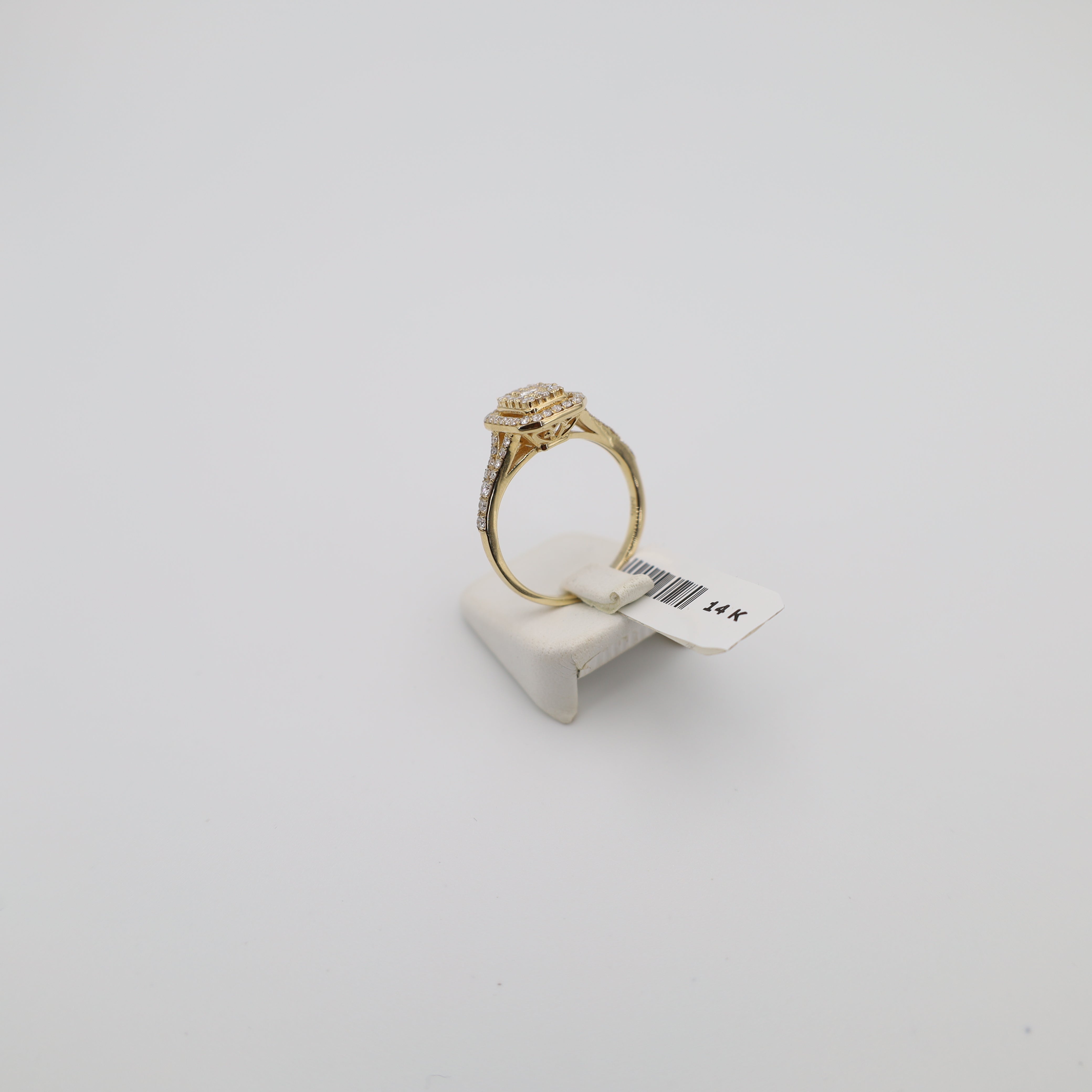 Ring Nr. 035, D .   0.48ct.  G.   VS-SI