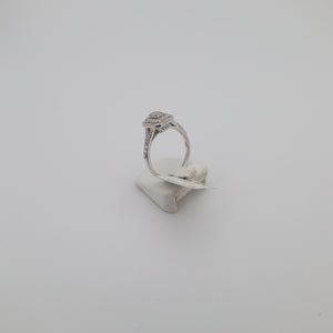 Ring Nr. 038, D   0.43 ct.   G.  VS-SI.